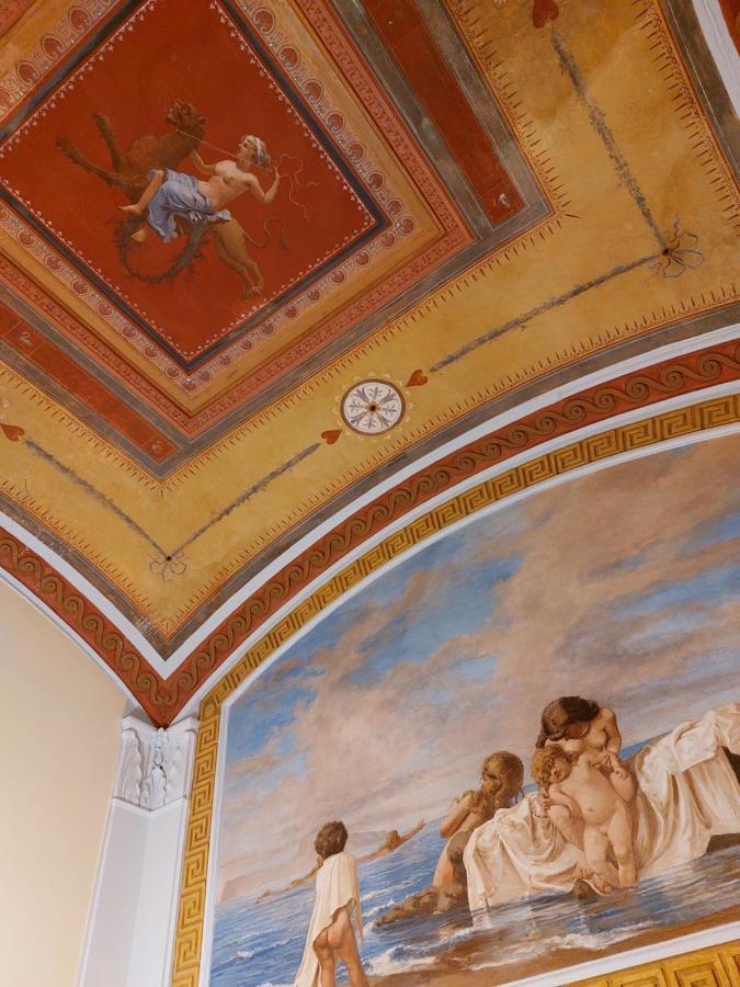 Dimora Storica "Le Stanze Di Dioniso" Villa Naples Luaran gambar